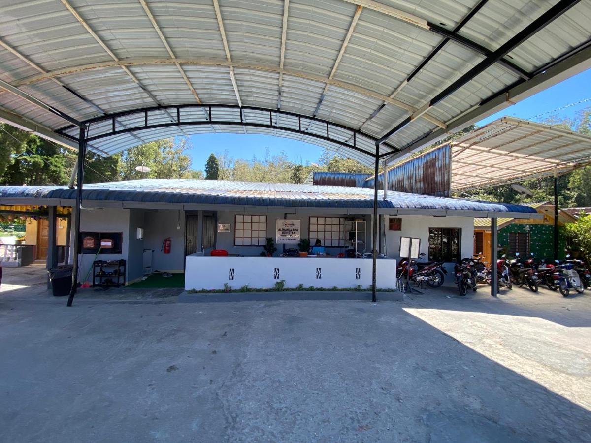 Aiza Homestay Opposite Abang Strawberry Taman Sedia Tanah Rata Exterior foto
