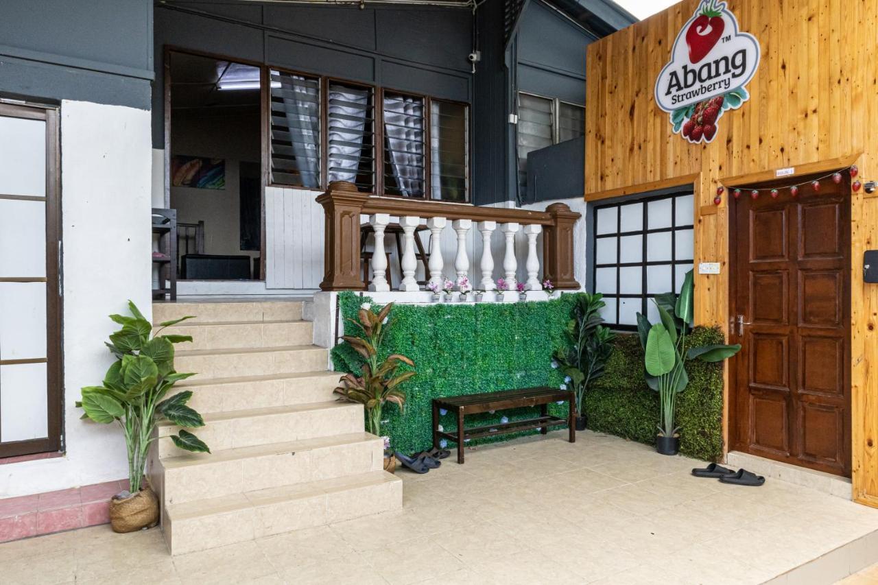 Aiza Homestay Opposite Abang Strawberry Taman Sedia Tanah Rata Exterior foto